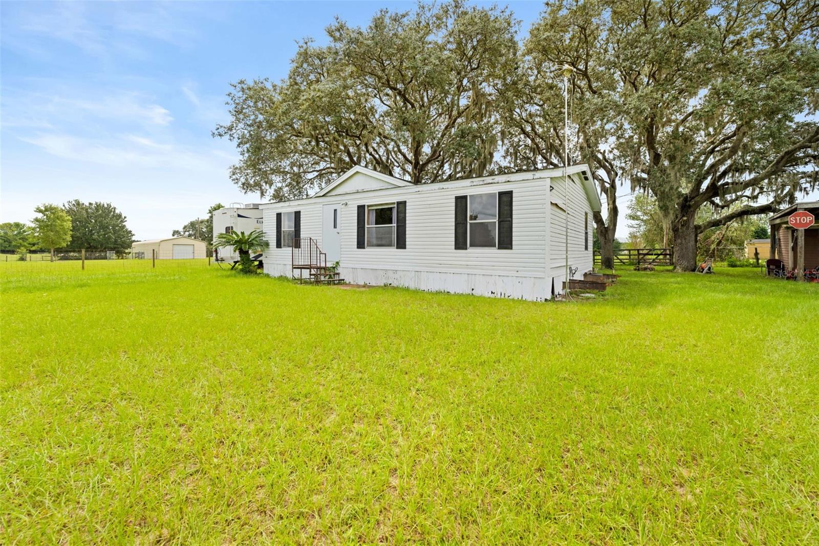 4586 California St Property Photo 2