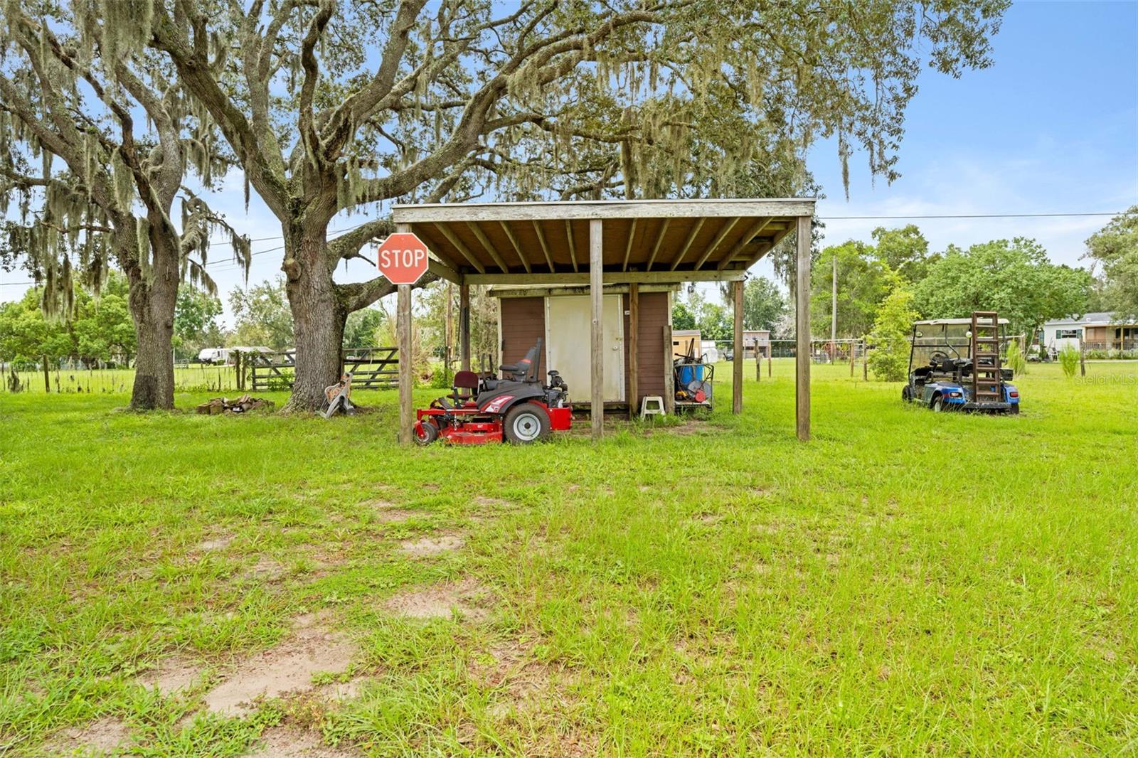 4586 California St Property Photo 8
