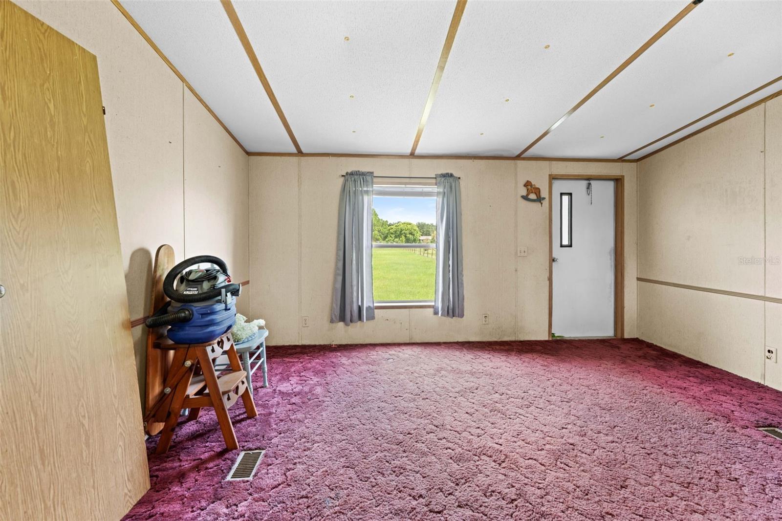 4586 California St Property Photo 26
