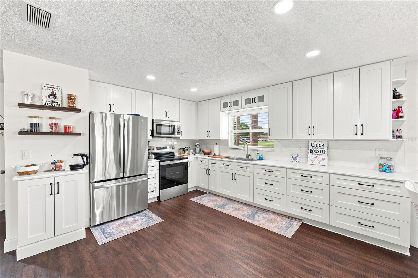 2077 Arbuckle Rd Property Photo 17