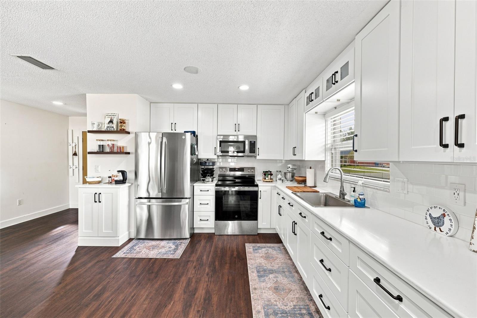 2077 Arbuckle Rd Property Photo 18
