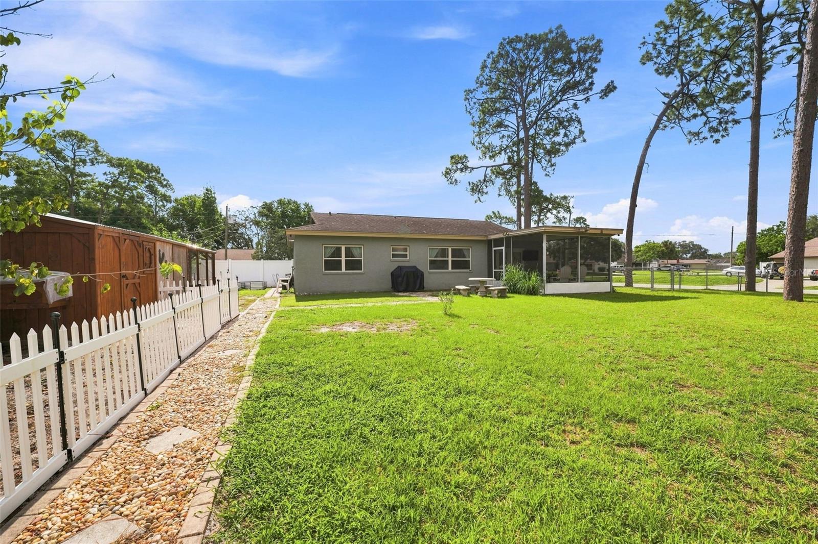 2077 Arbuckle Rd Property Photo 35