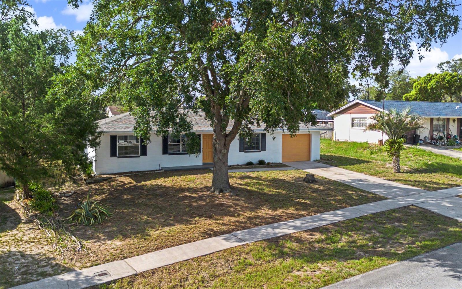 12368 Mayberry Rd Property Photo 5