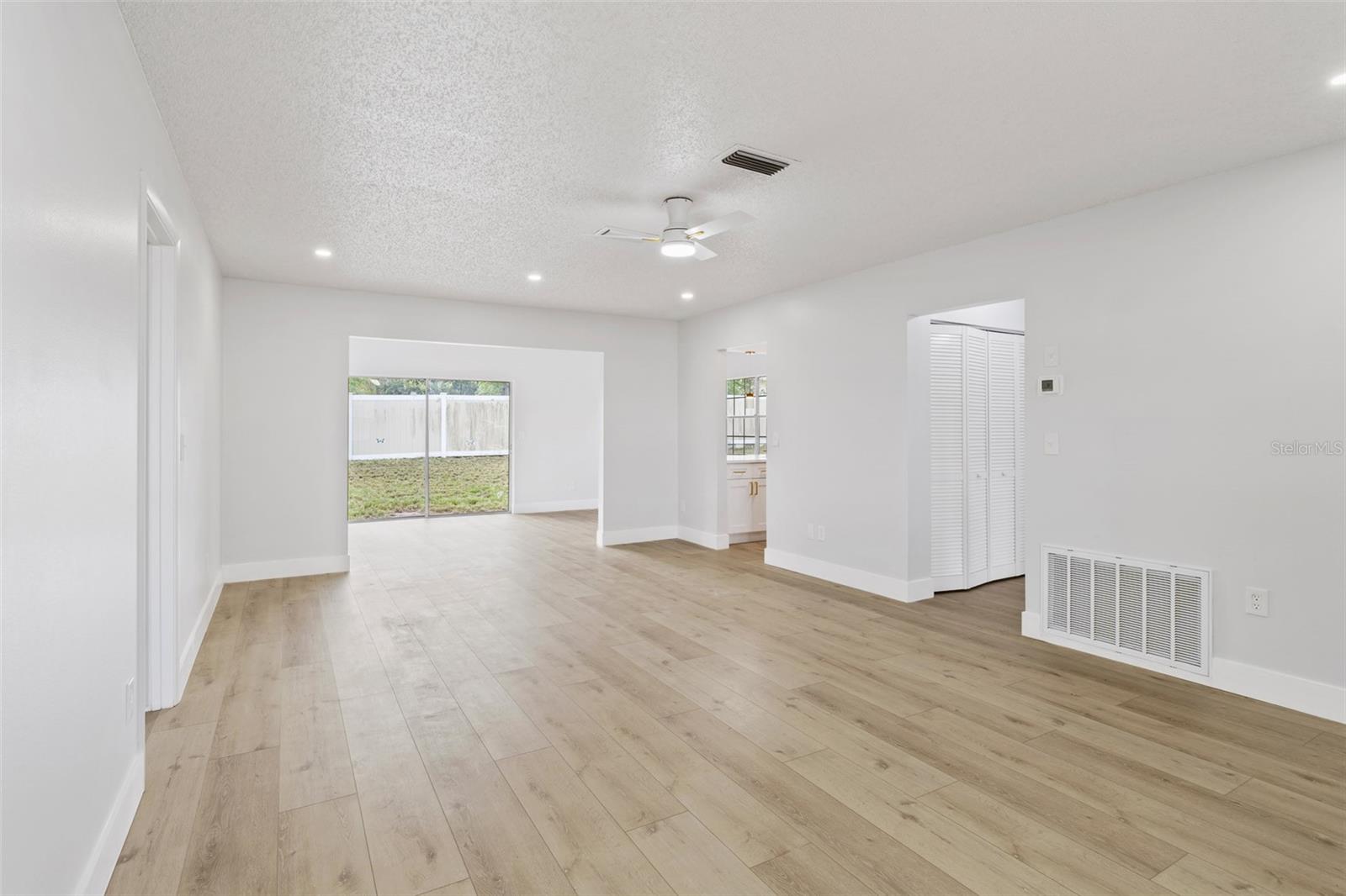 12368 Mayberry Rd Property Photo 17