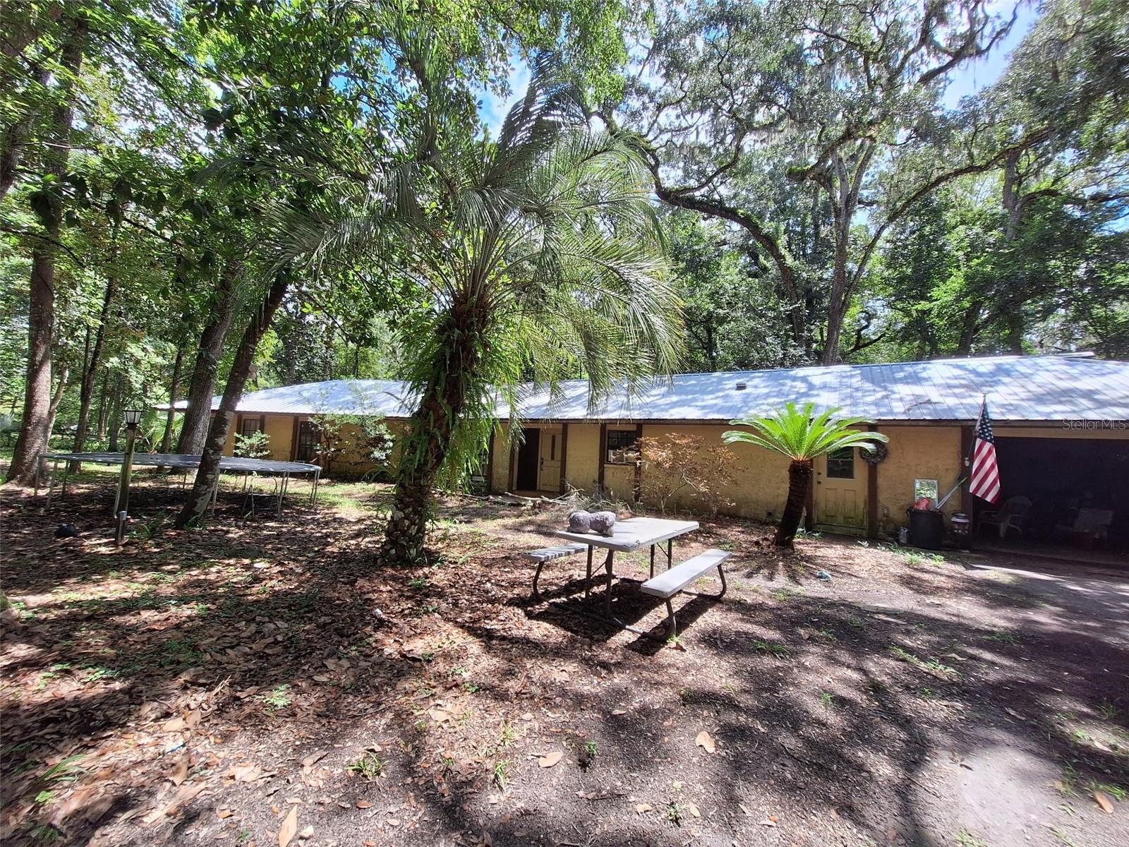 11304 Royal Dr Property Photo 1