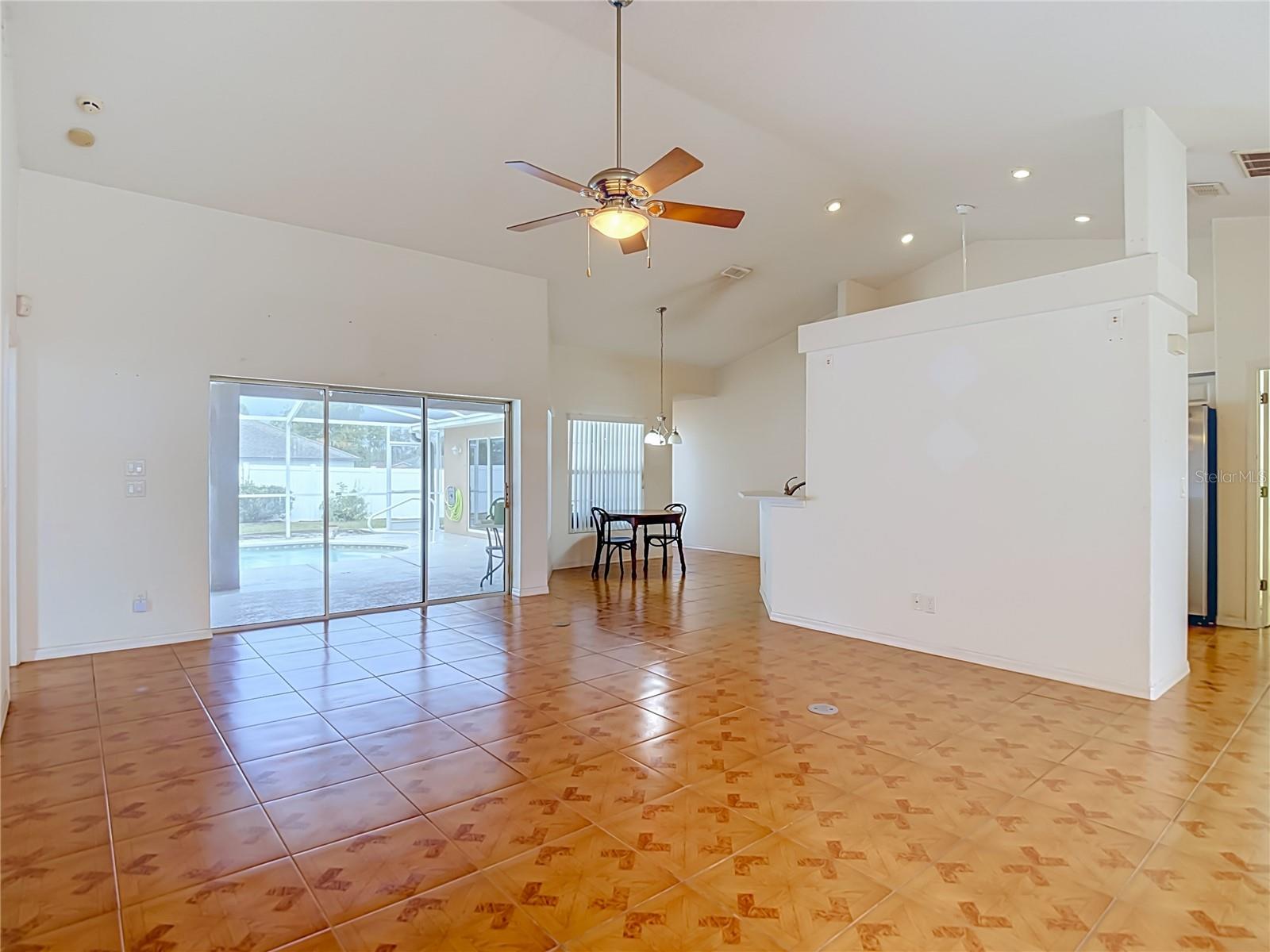9590 Elgin Blvd Property Photo 7