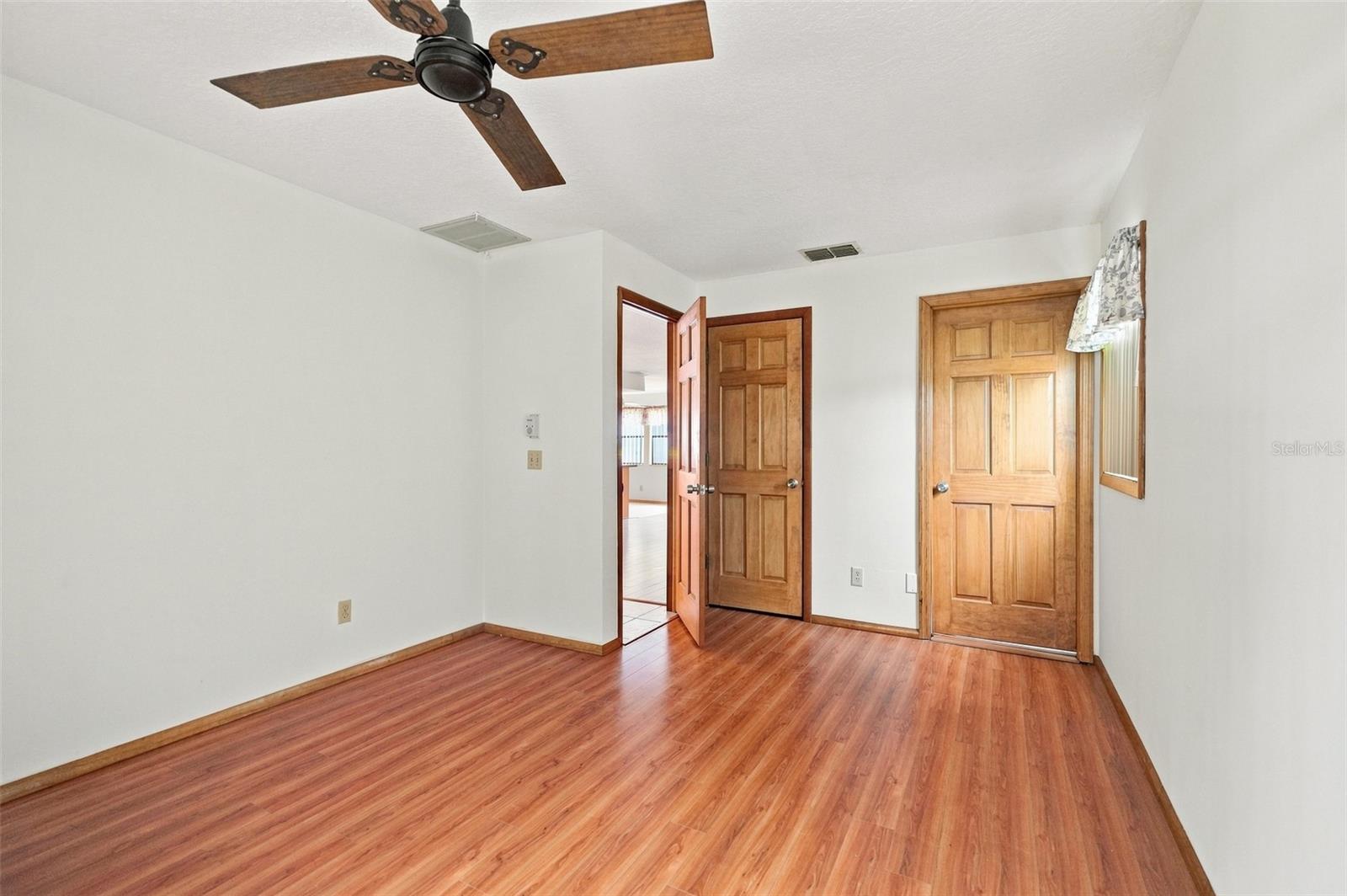 2151 Meredith Dr Property Photo 5