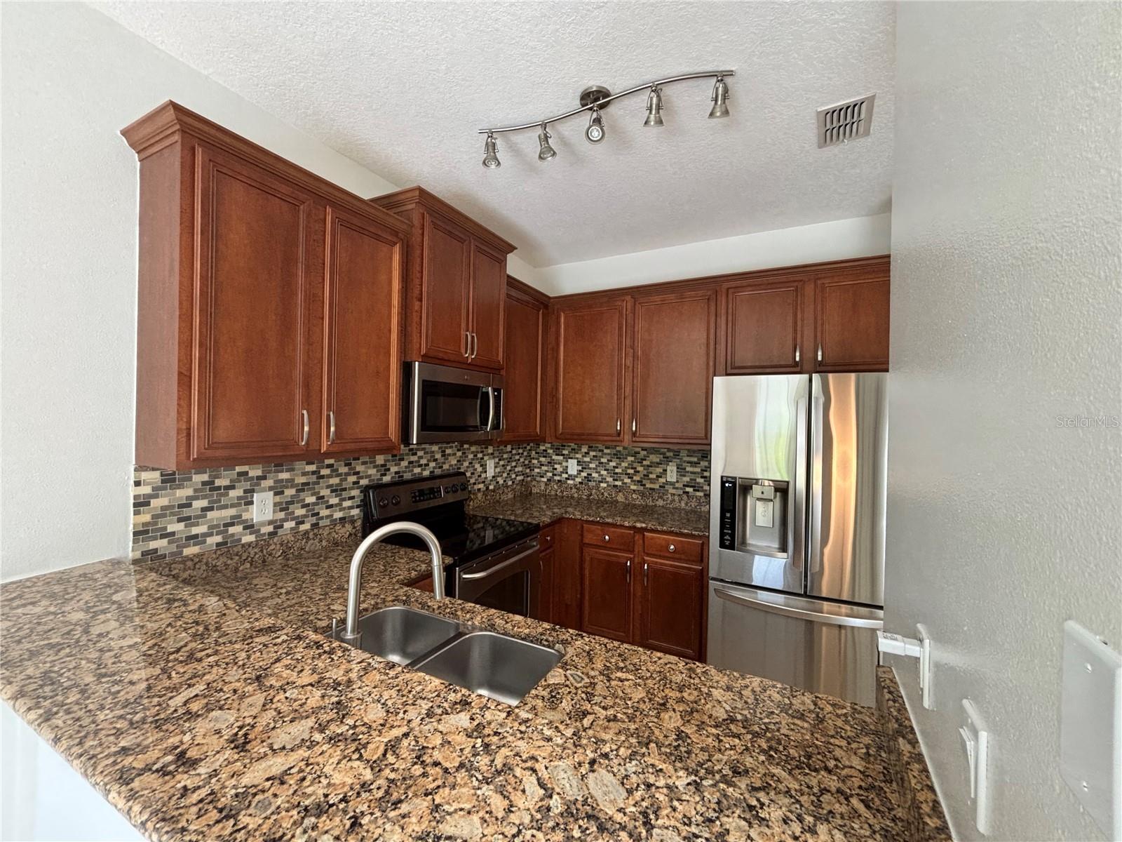 8524 Sandpiper Ridge Ave Property Photo 11