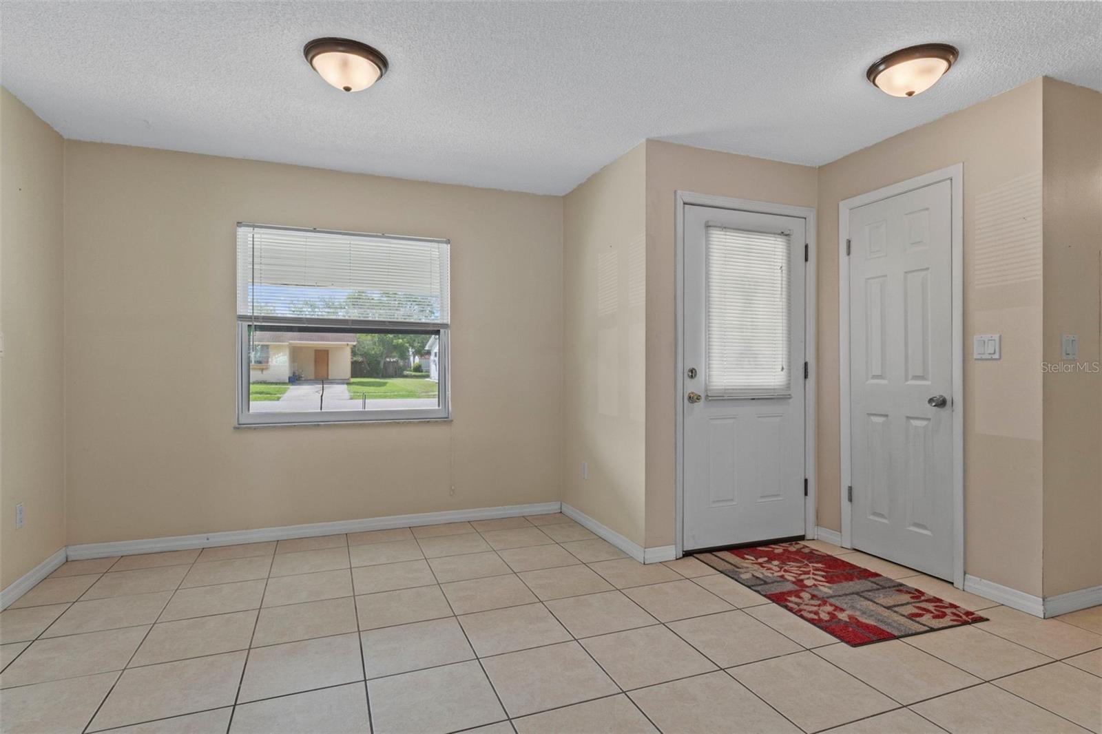 4467 Cadbury Rd Property Photo 12