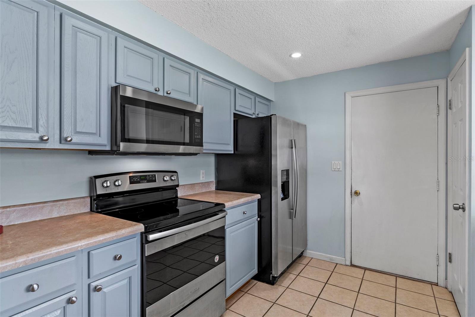 4467 Cadbury Rd Property Photo 15