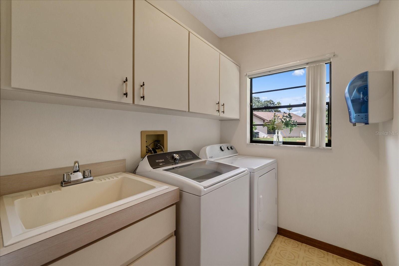 9714 El Sol Ct Property Photo 35