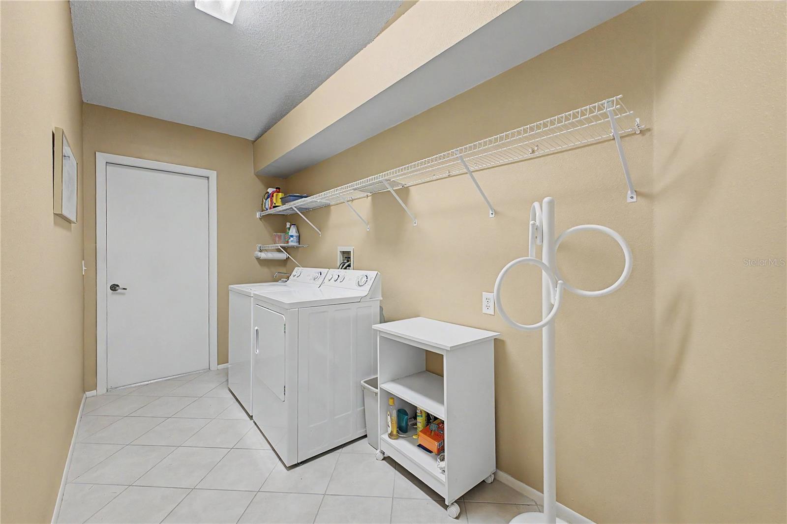 8018 Sugarbush Dr Property Photo 23
