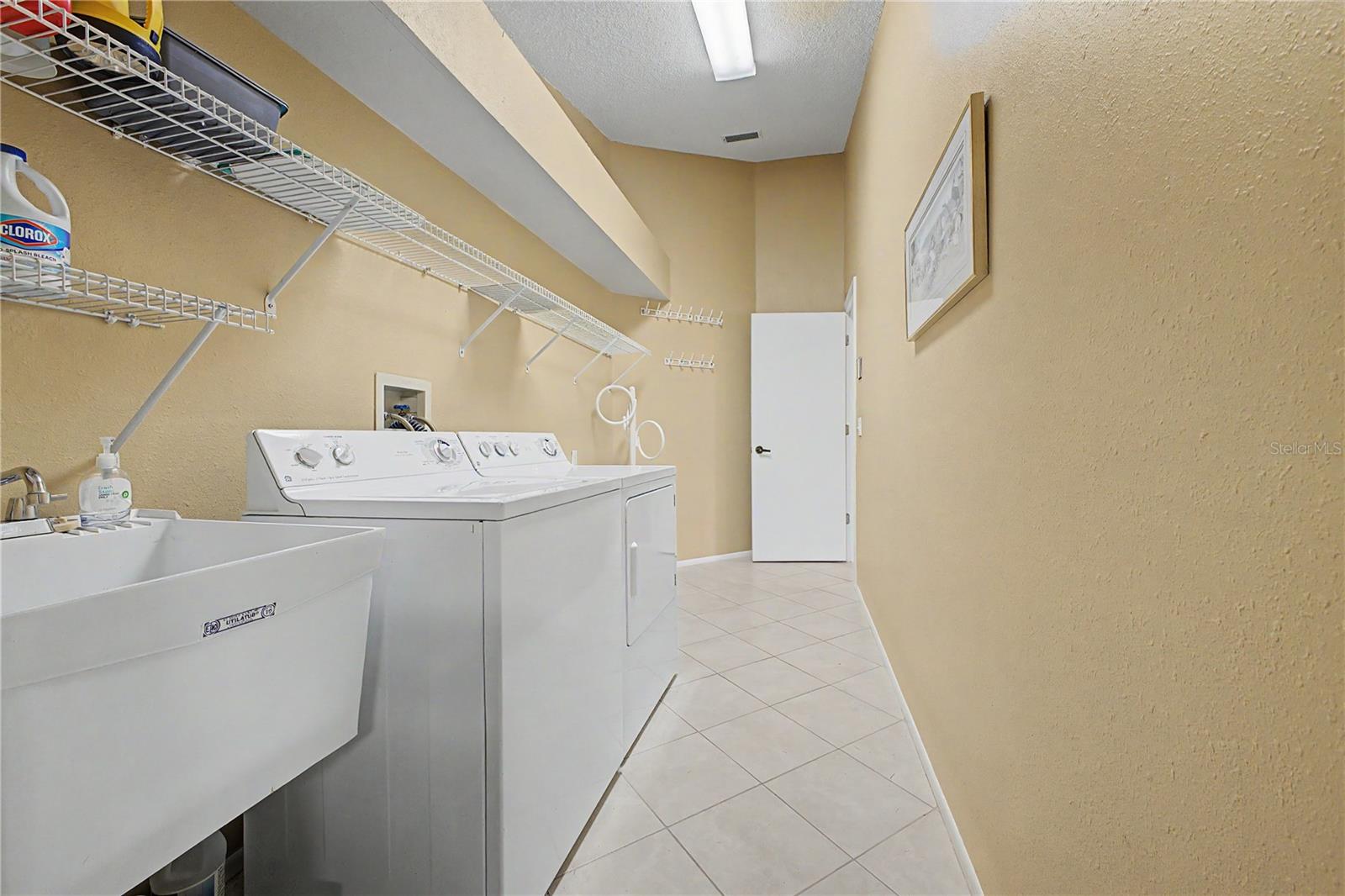 8018 Sugarbush Dr Property Photo 24
