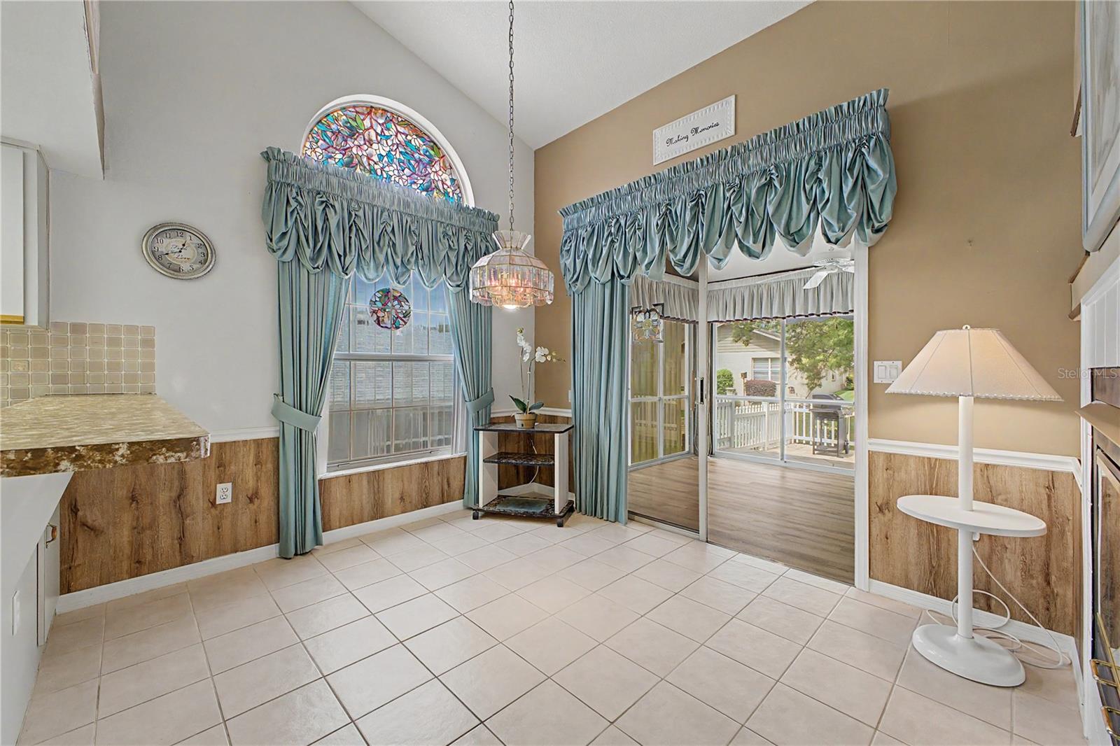 2317 Scenic Hill Dr Property Photo 15