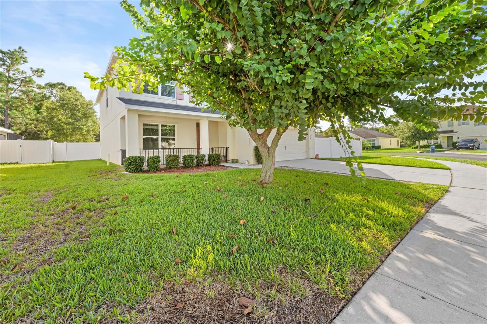 3915 Bramblewood Loop Property Photo 5