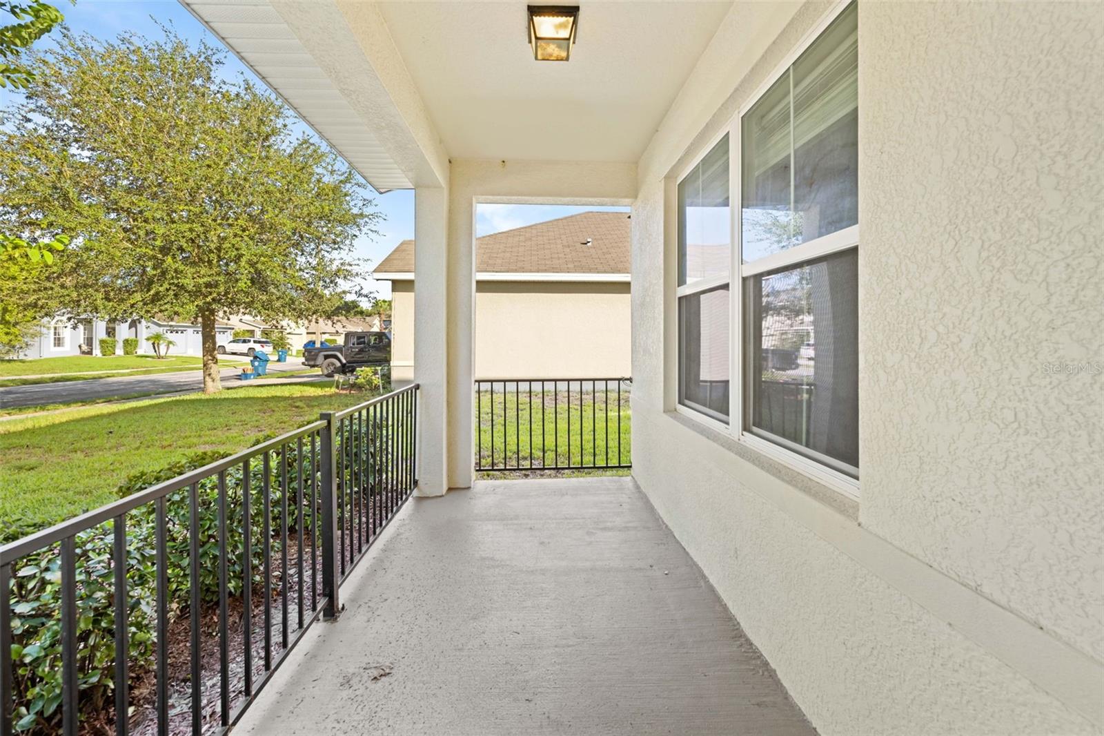 3915 Bramblewood Loop Property Photo 6