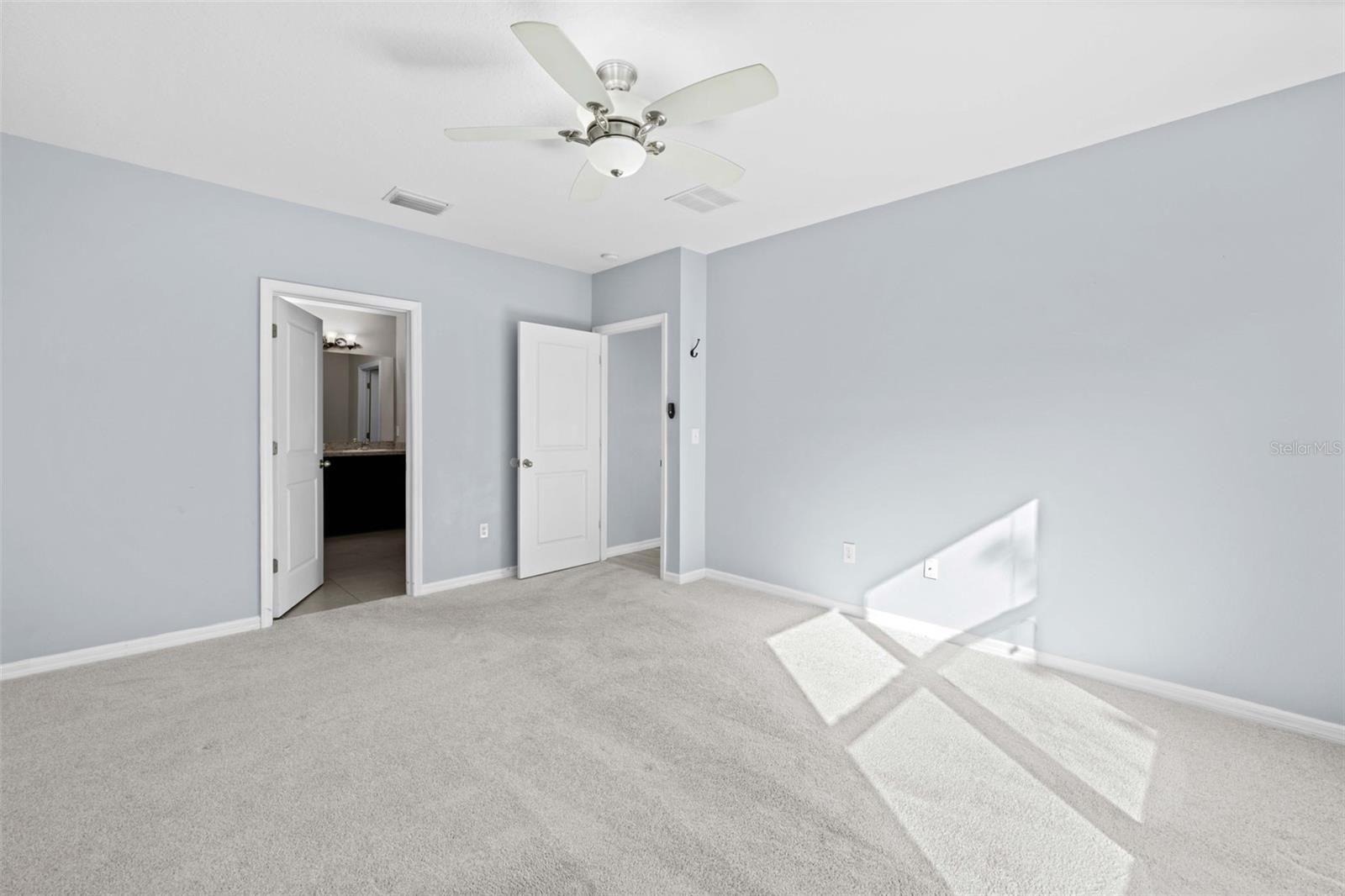 3915 Bramblewood Loop Property Photo 25