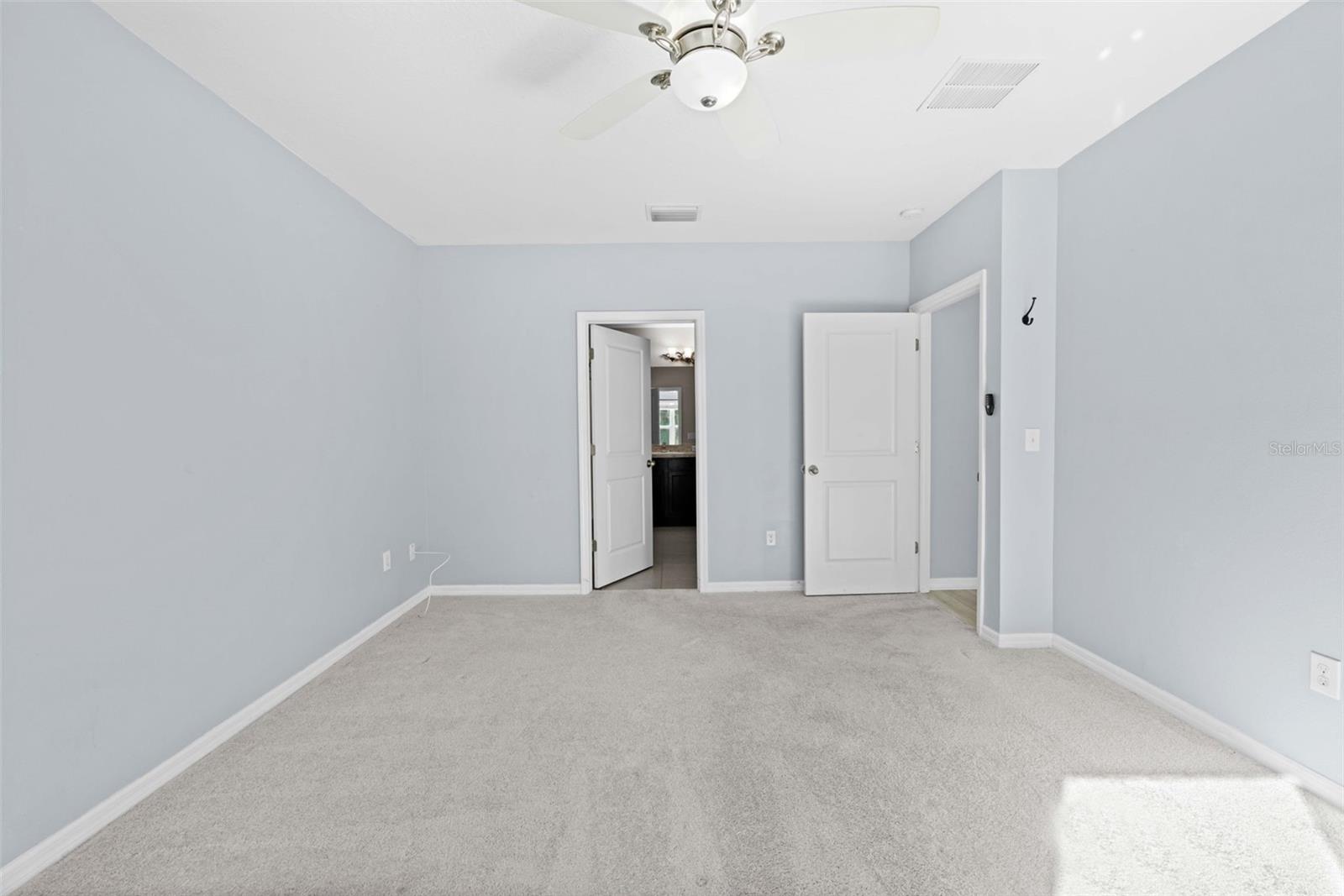 3915 Bramblewood Loop Property Photo 26