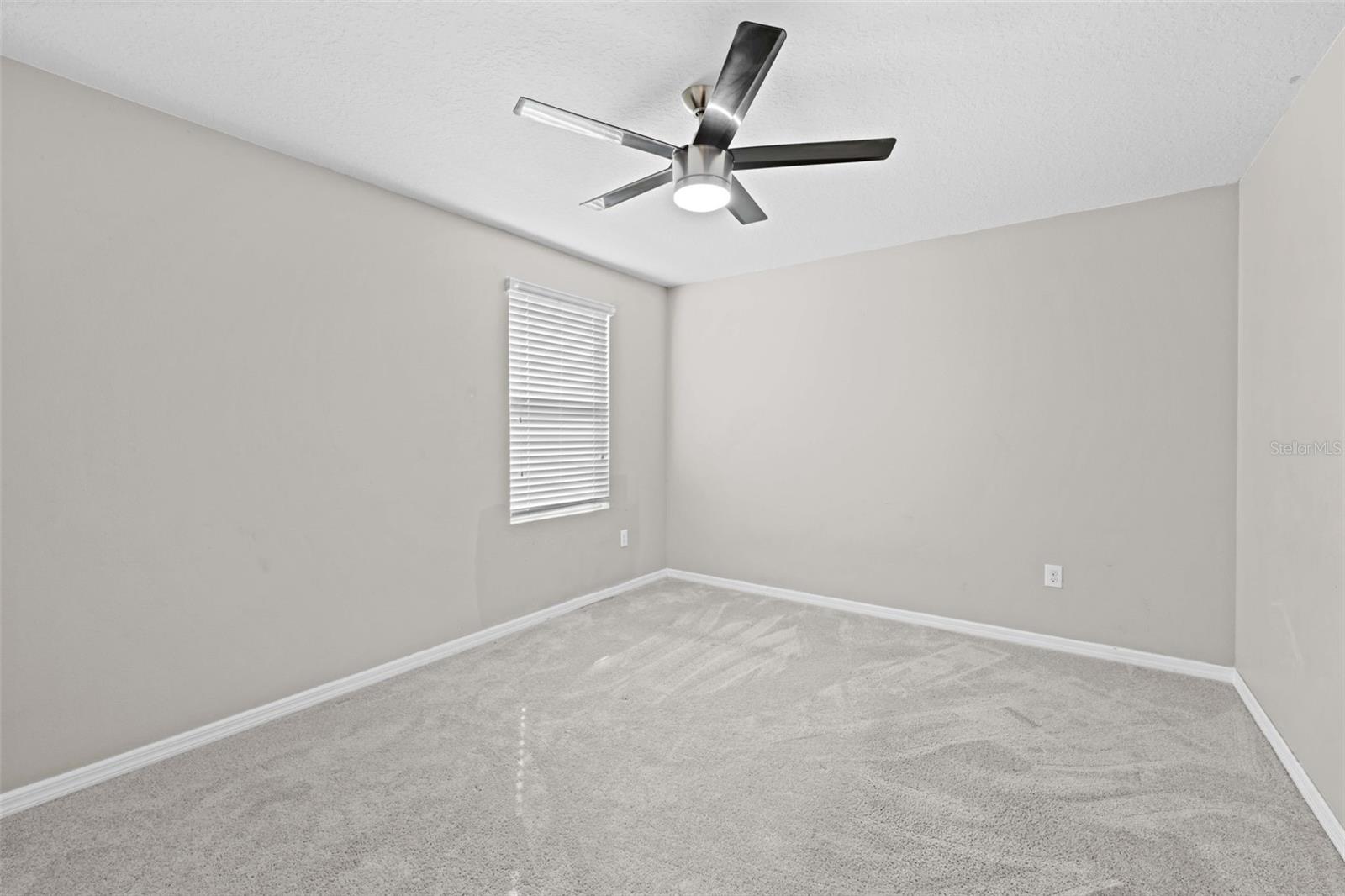 3915 Bramblewood Loop Property Photo 42