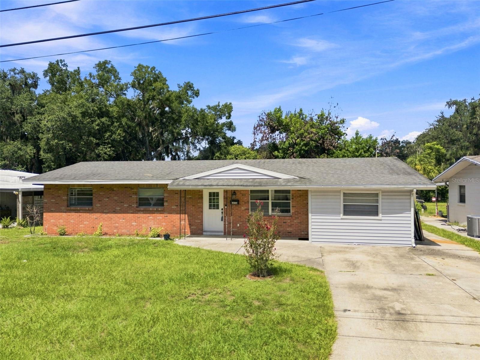 1655 N Floral Ave Property Photo 61