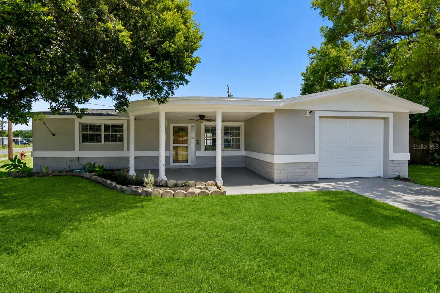 2222 Arcadia Rd Property Photo 1