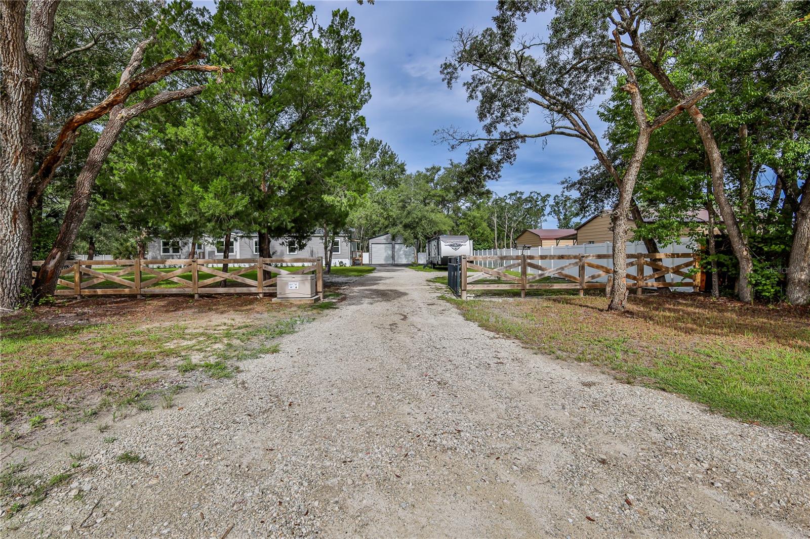 11293 Cleever St Property Photo 8