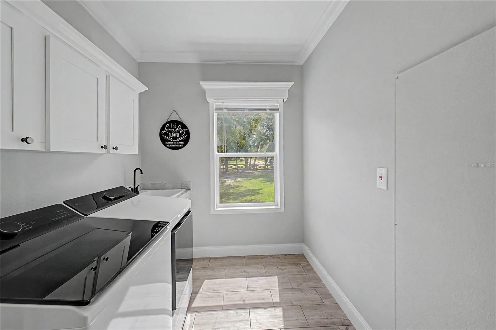 11293 Cleever St Property Photo 55