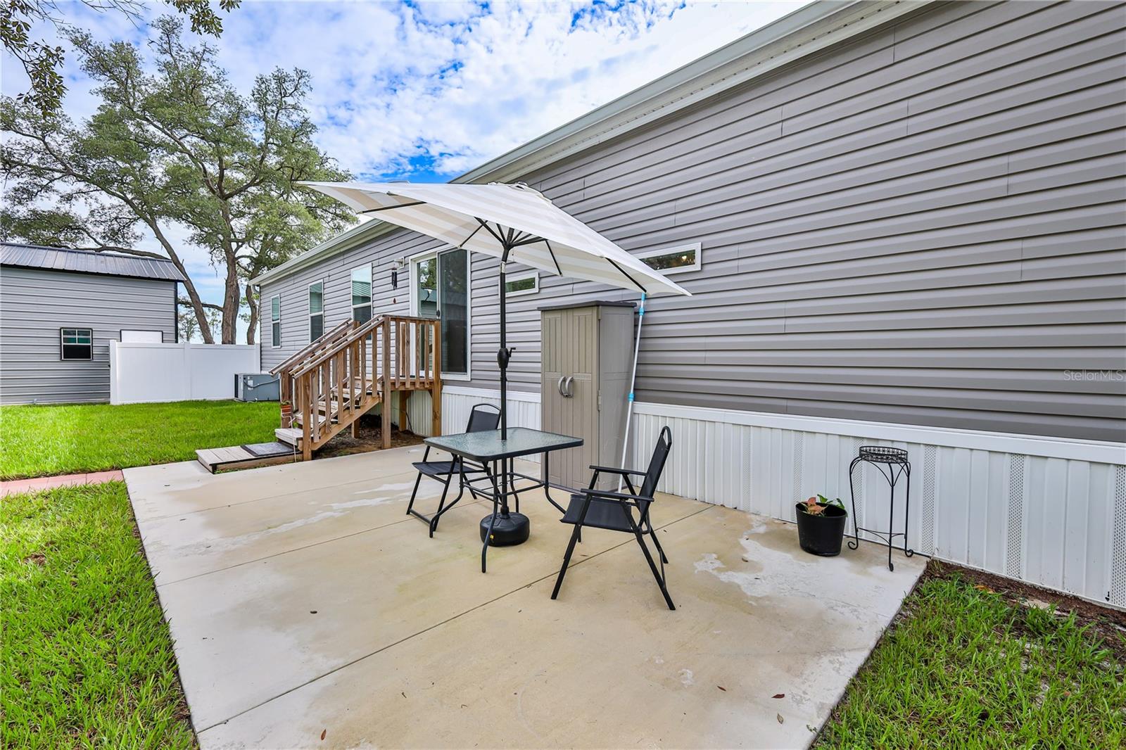 11293 Cleever St Property Photo 58