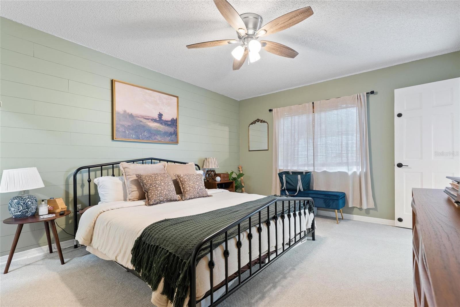 3274 Montrose Cir Property Photo 11