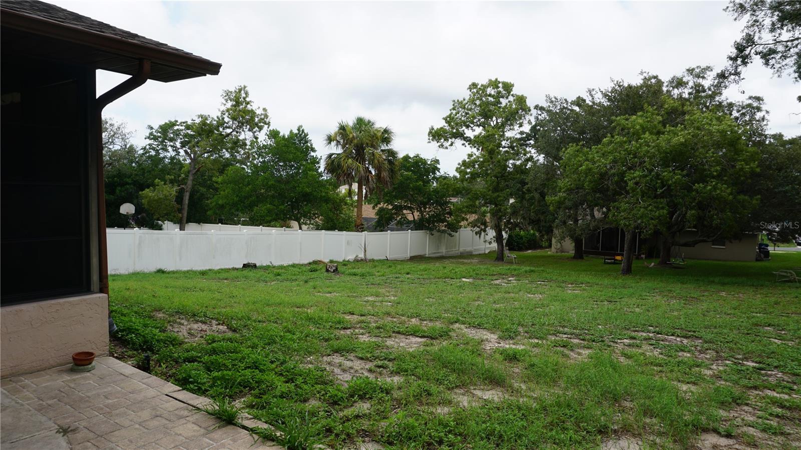7317 Little Rd Property Photo 3