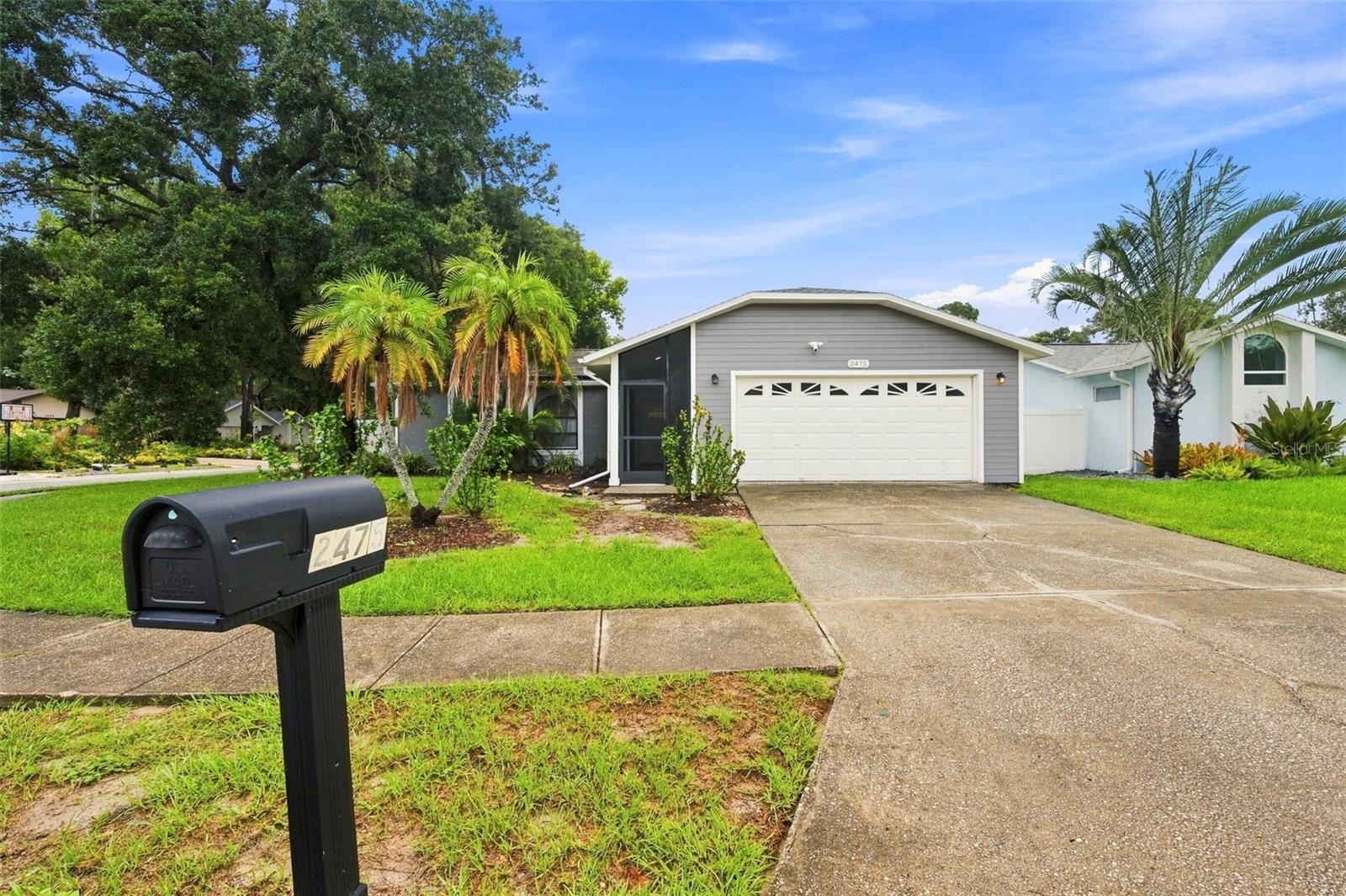 2475 Gulfbreeze Cir Property Photo 5