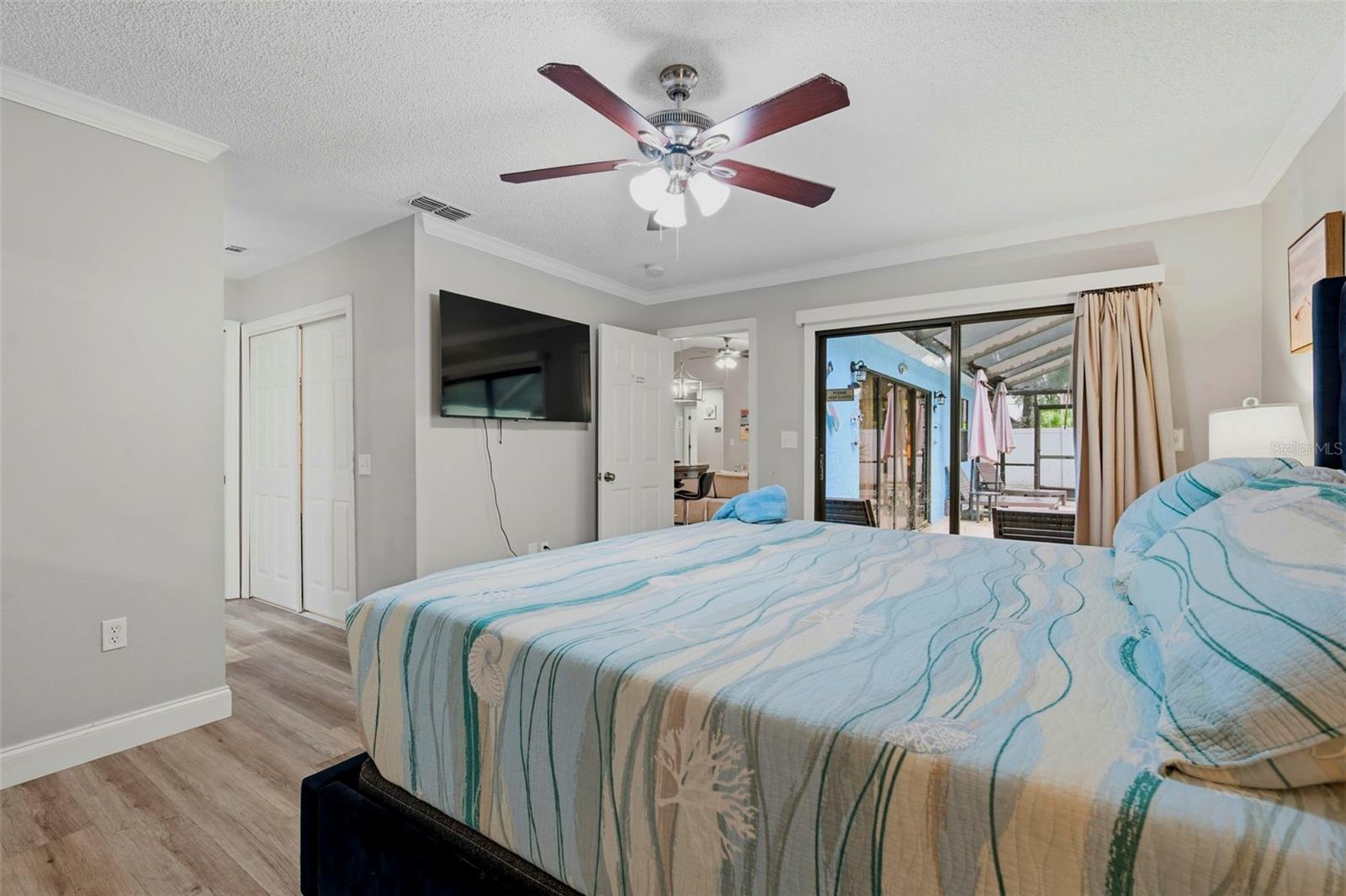 2475 Gulfbreeze Cir Property Photo 10