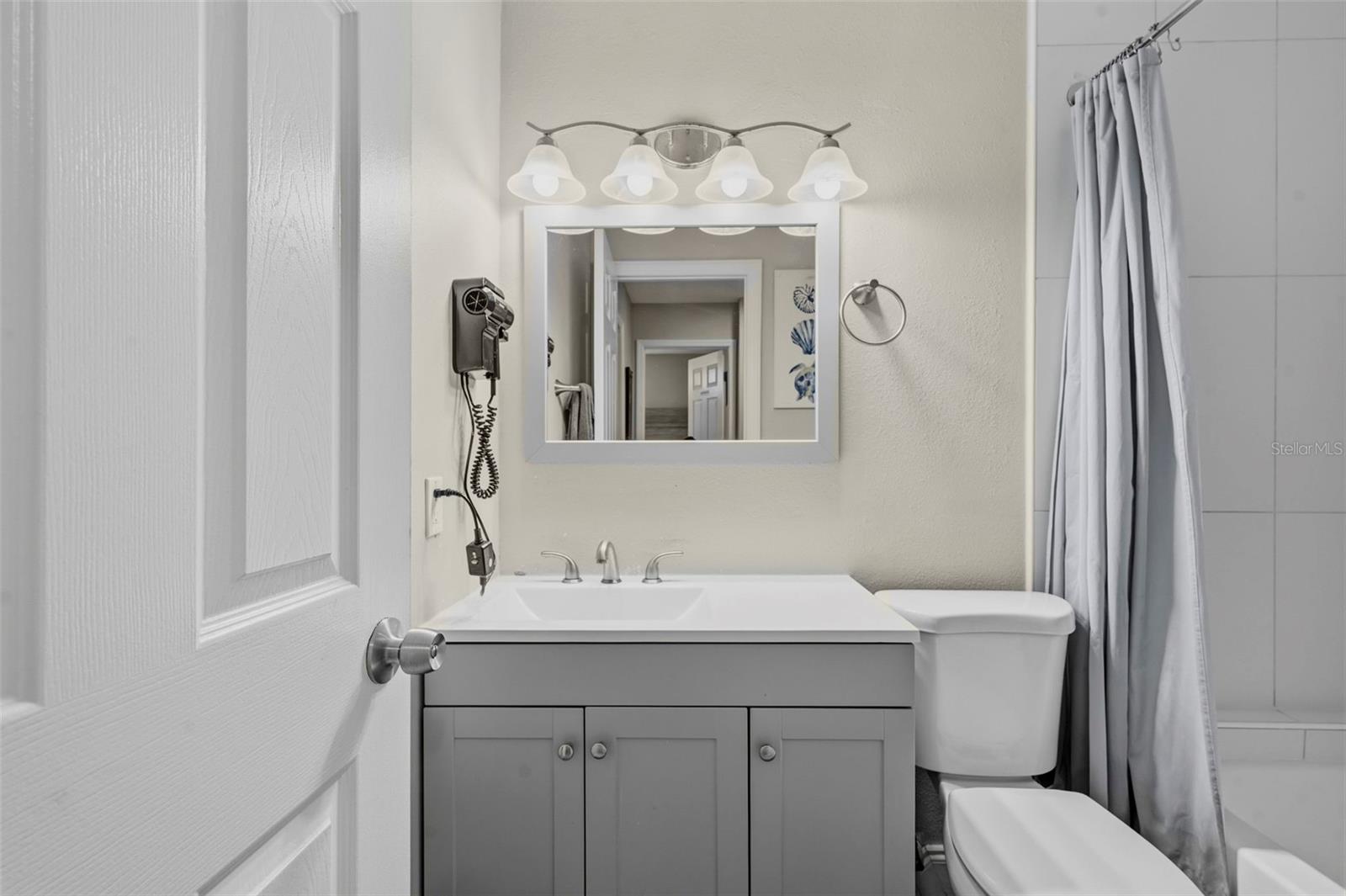 2475 Gulfbreeze Cir Property Photo 23