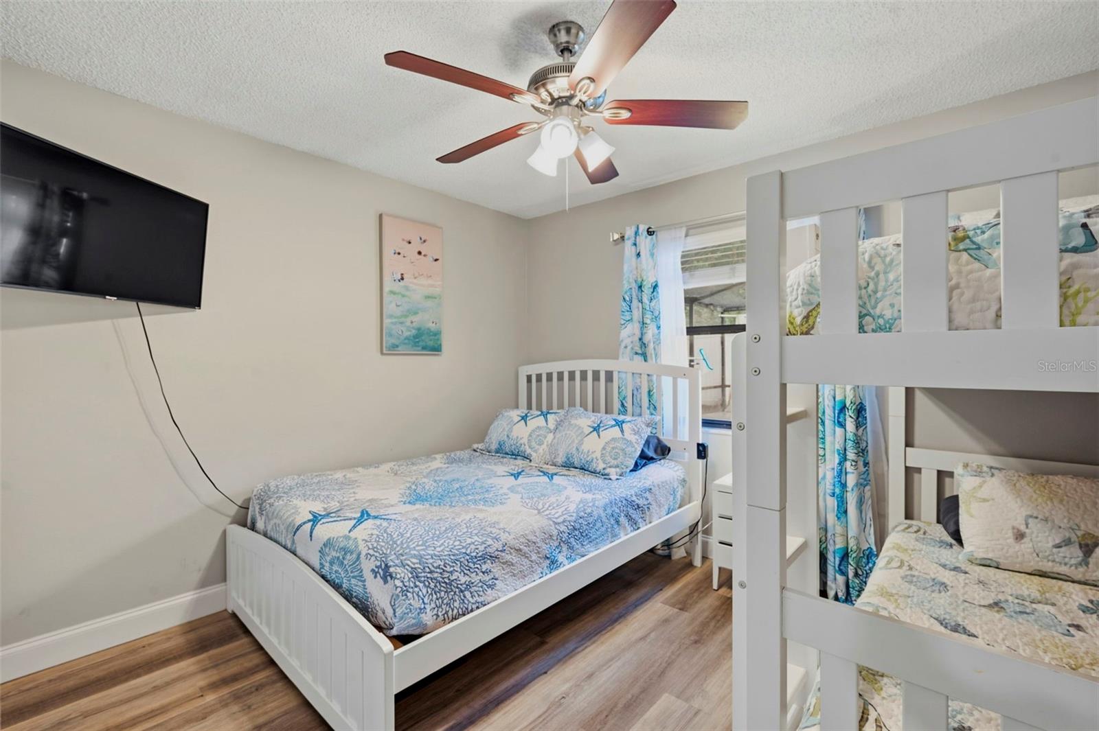2475 Gulfbreeze Cir Property Photo 24