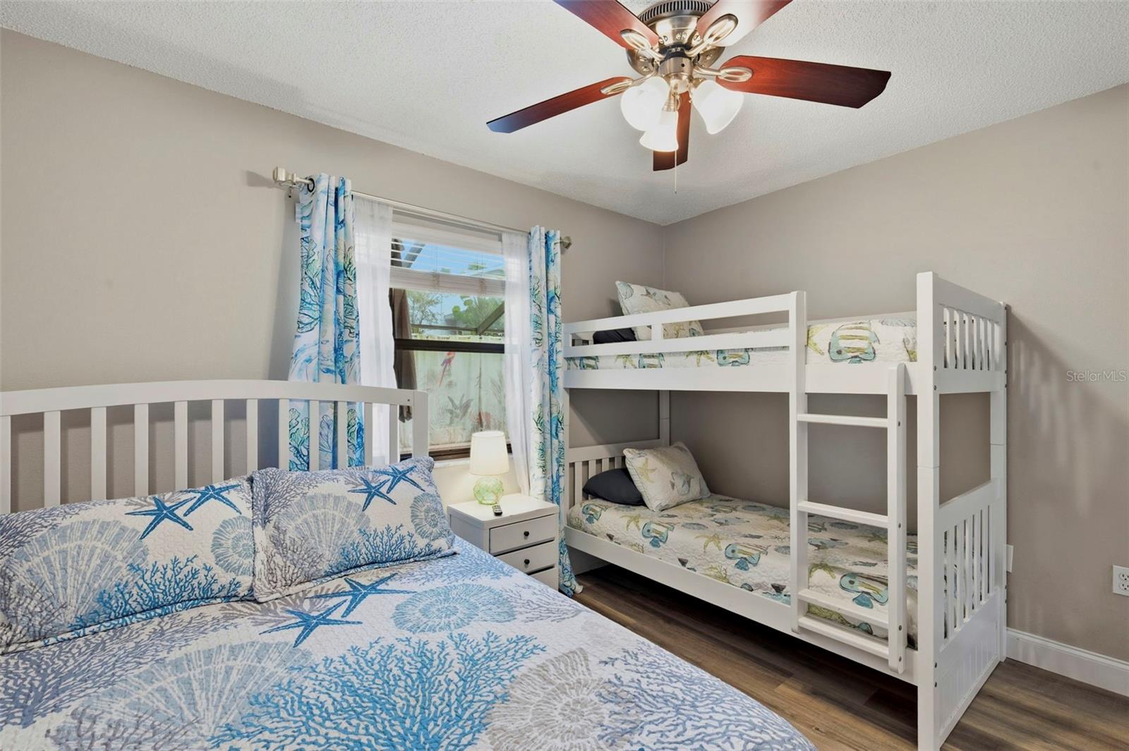2475 Gulfbreeze Cir Property Photo 25