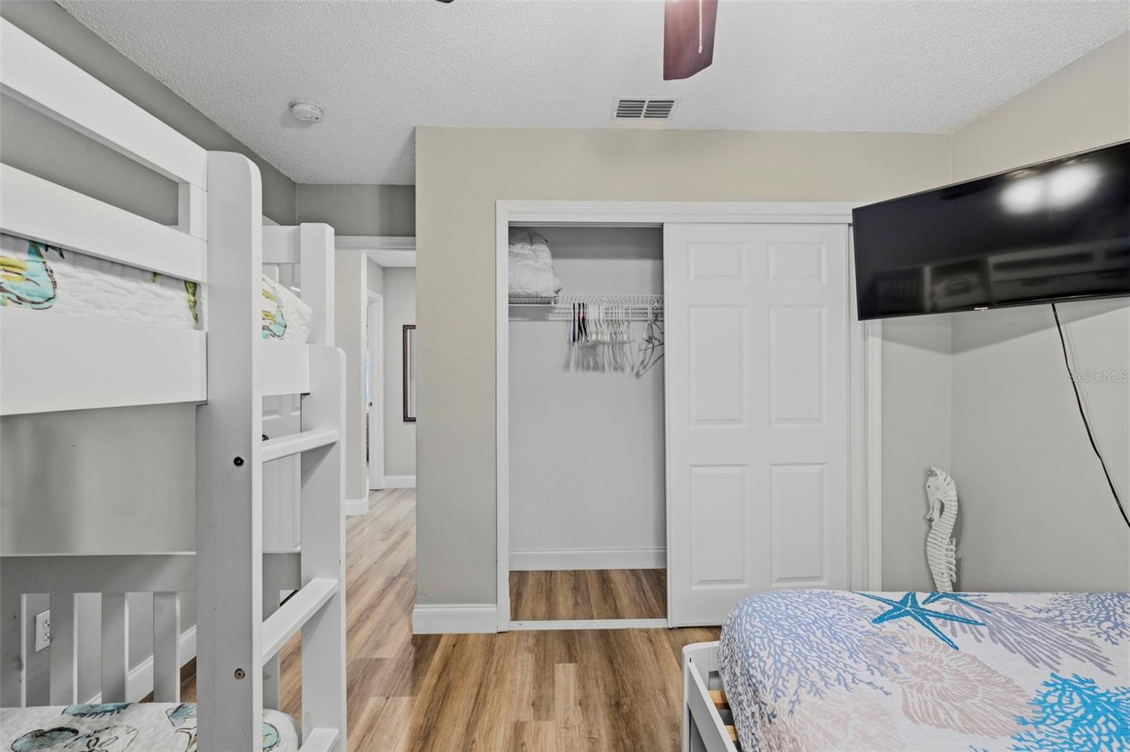 2475 Gulfbreeze Cir Property Photo 26