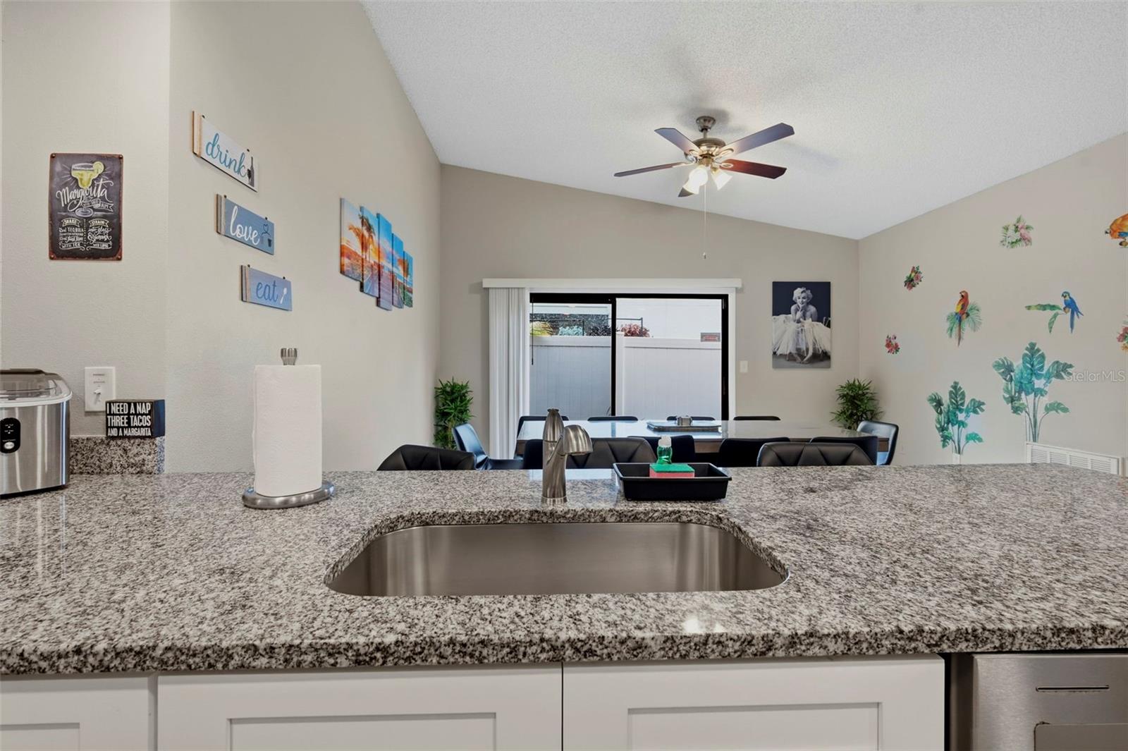 2475 Gulfbreeze Cir Property Photo 37