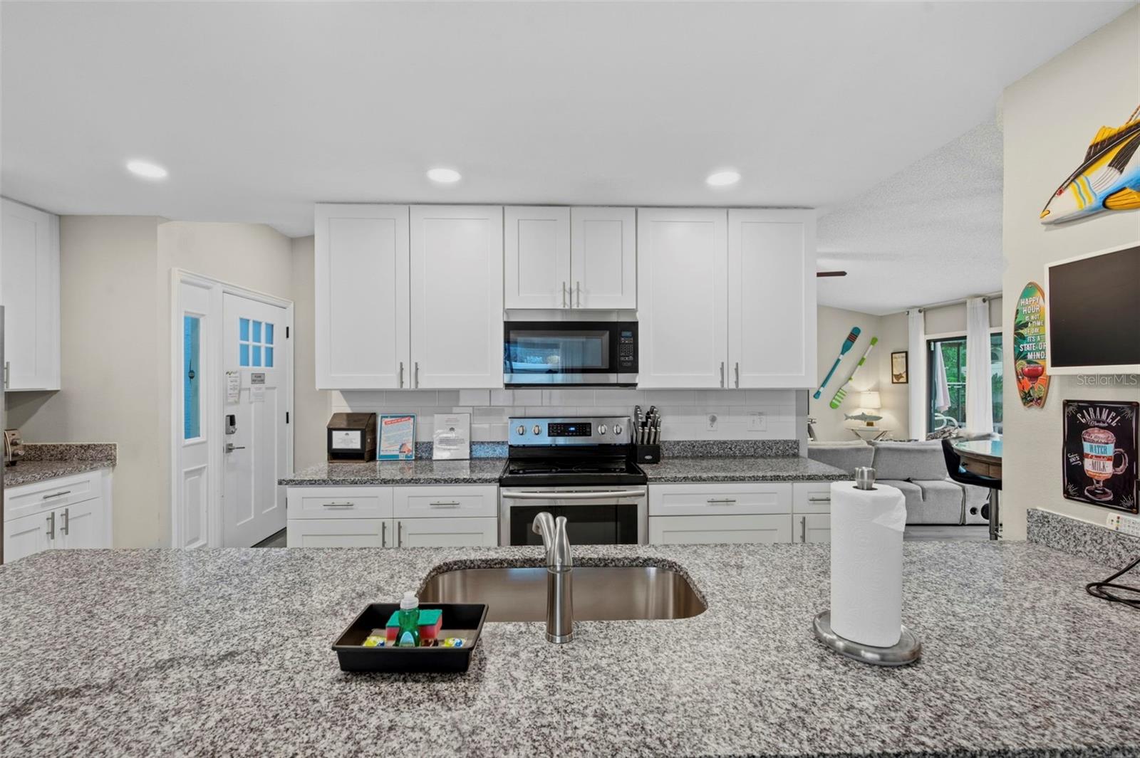 2475 Gulfbreeze Cir Property Photo 39