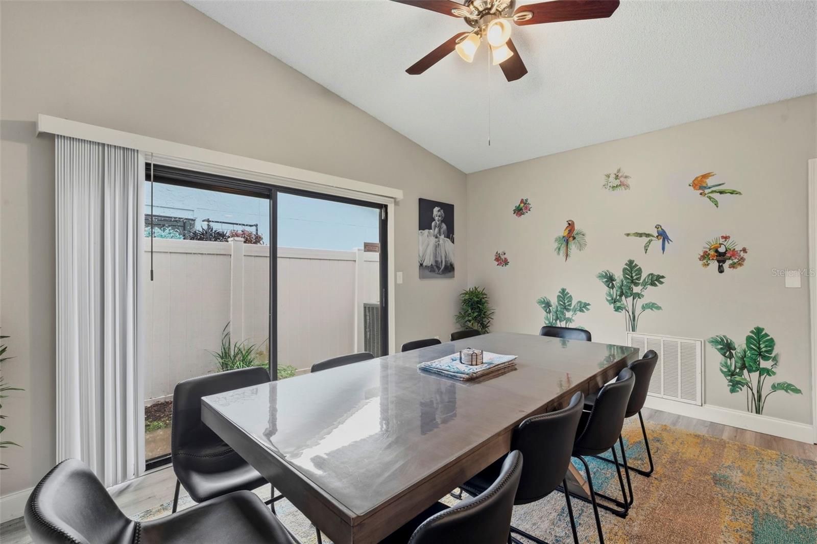 2475 Gulfbreeze Cir Property Photo 45