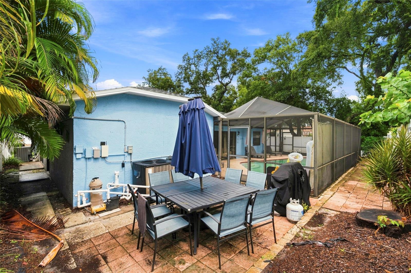 2475 Gulfbreeze Cir Property Photo 57