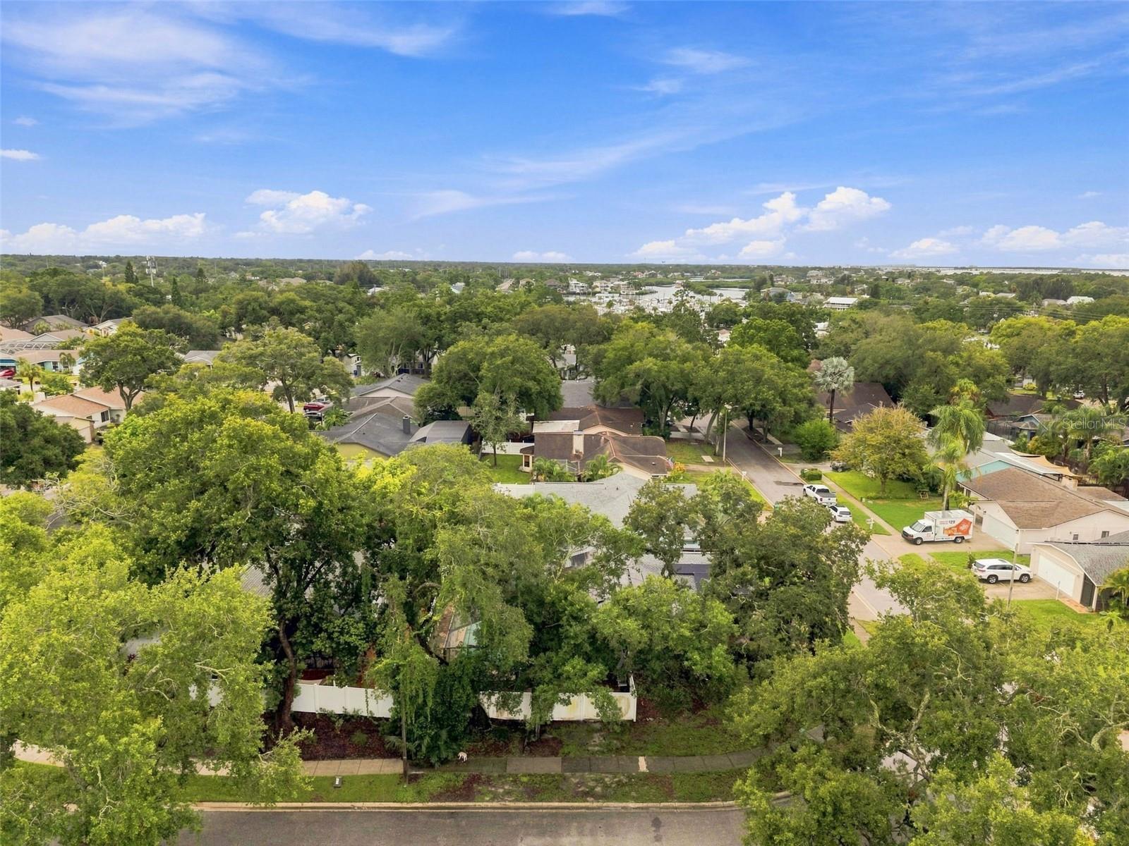 2475 Gulfbreeze Cir Property Photo 62