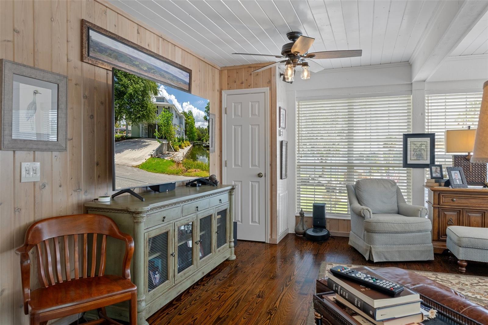 1035 N Appalachian Ter Property Photo 32