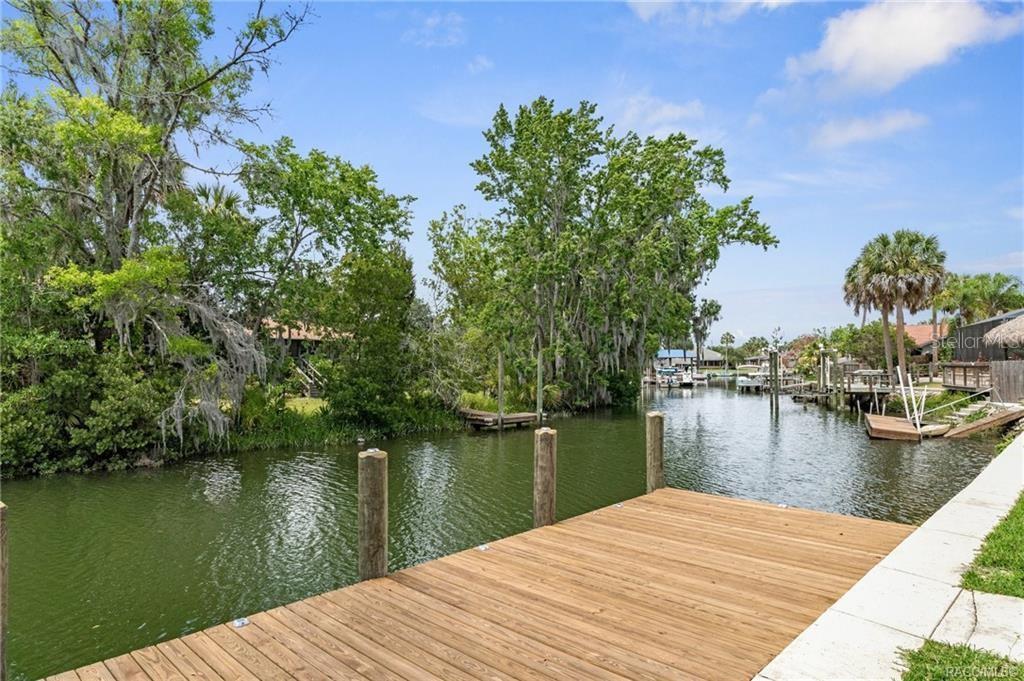 9205 W Harbor Isle Ct Property Photo 7