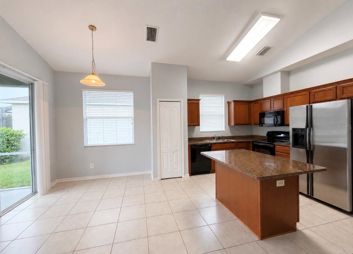9630 Baton Rouge Ln Property Photo 11