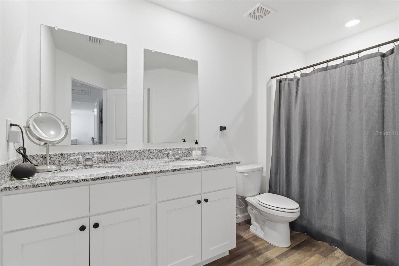 8830 N Spartan Dr Property Photo 12