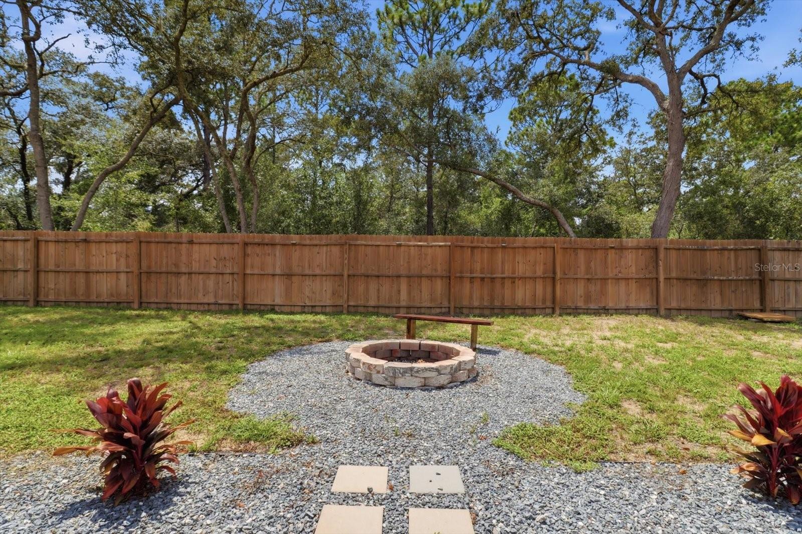 8830 N Spartan Dr Property Photo 23