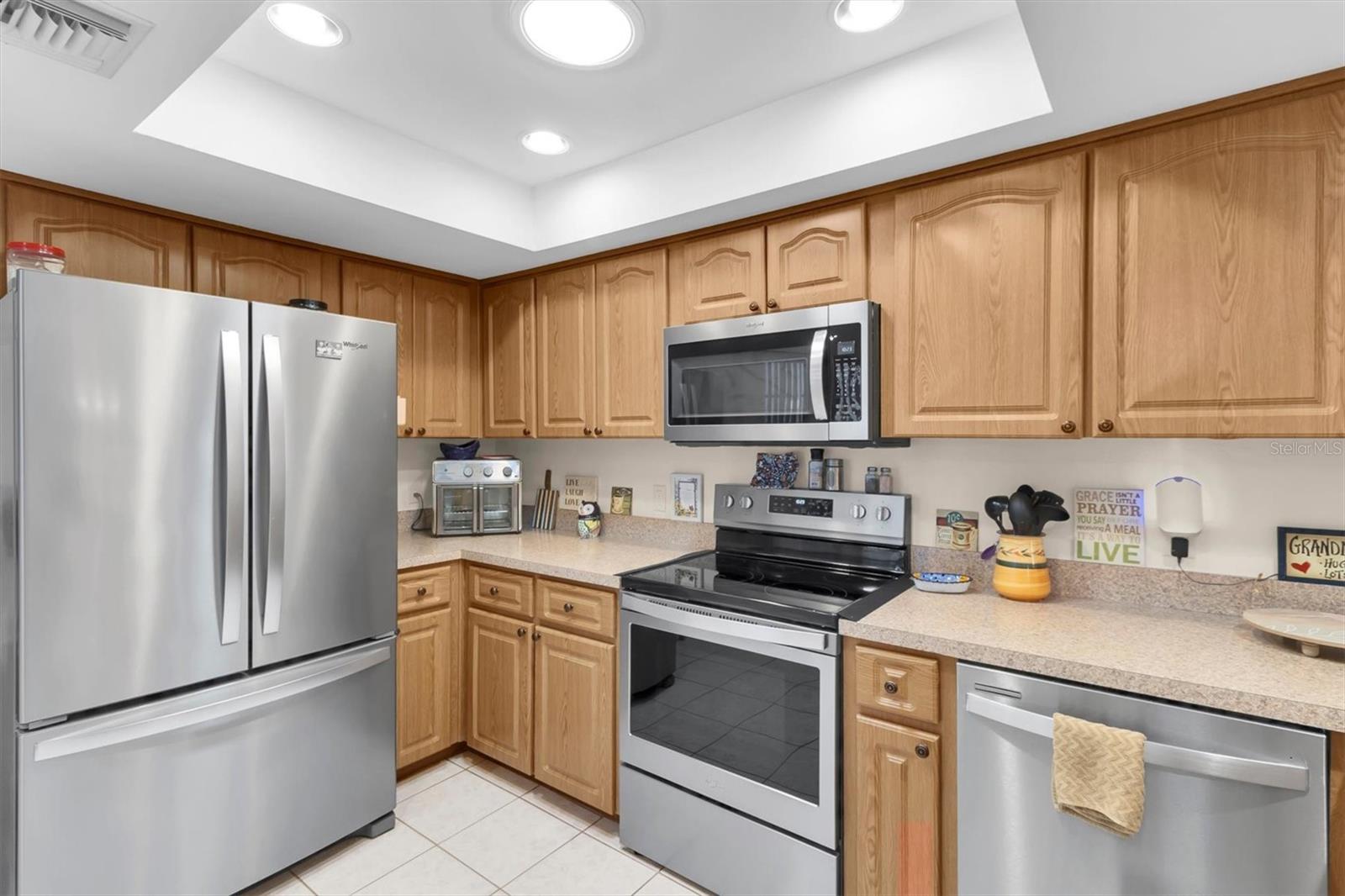 11436 Versailles Ln Property Photo 6