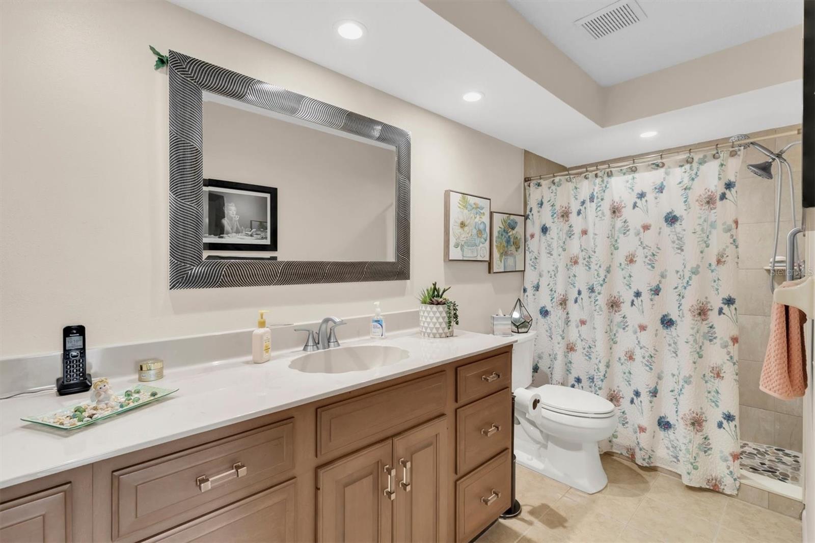 11436 Versailles Ln Property Photo 16