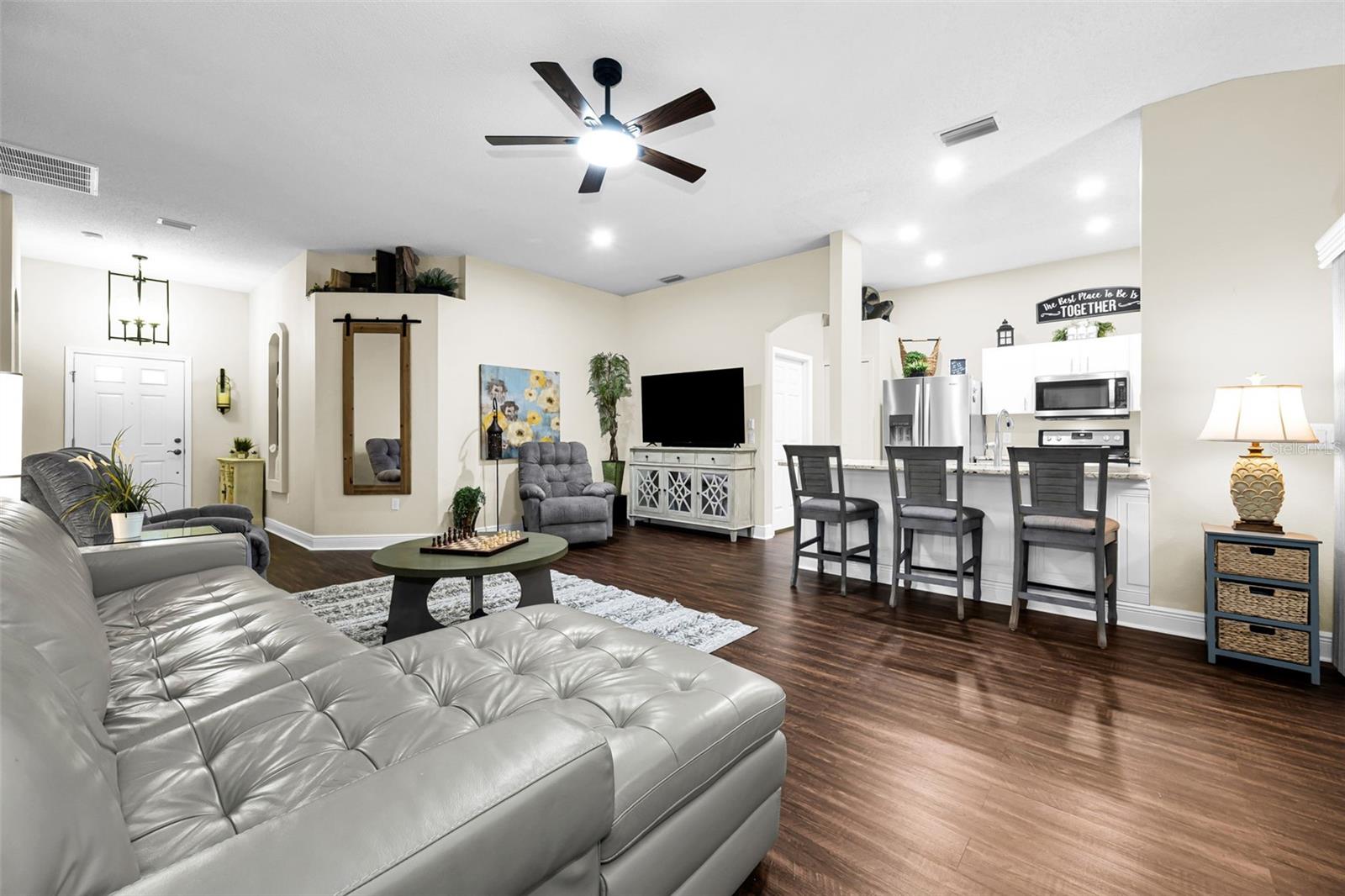 1553 Arlington Oaks Ct Property Photo 11