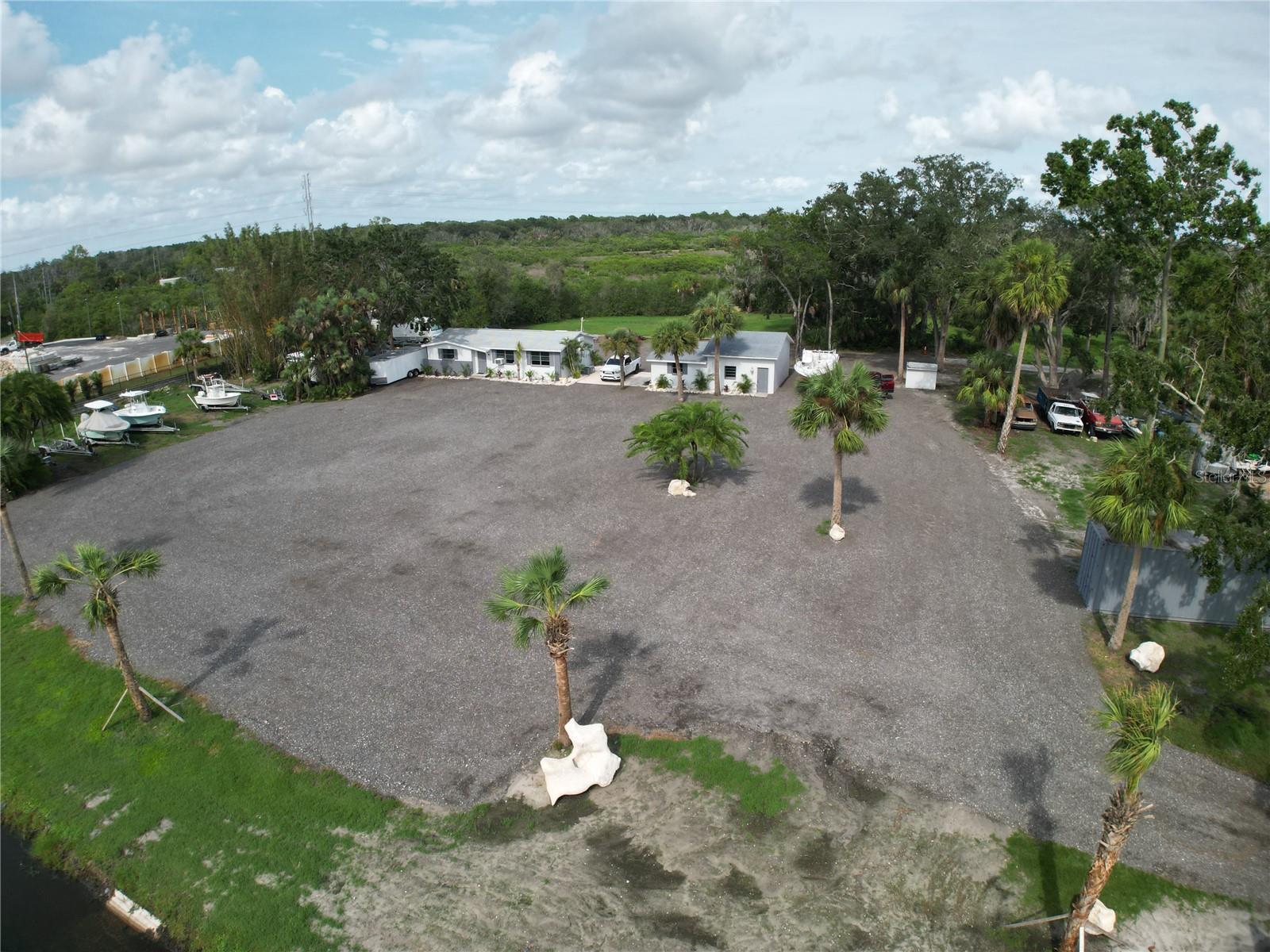 1322 N Pinellas Ave Property Photo 7
